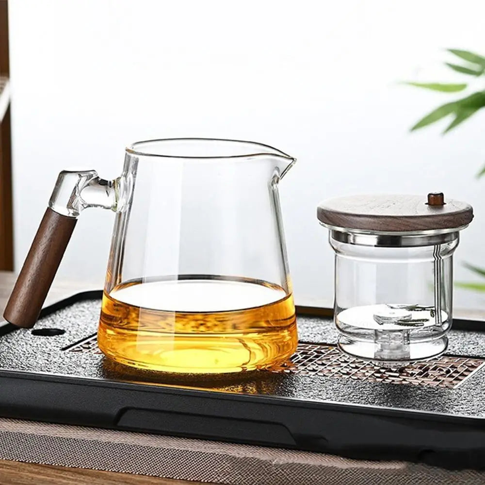 Creative Magic Glass Teapot 750ml Heat Resistant Lazy Kungfu Drip Teapot Press Control with Wooden Handle Tea Pot with Infusers